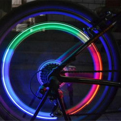 Dr. Phone-DrPhone FireFly - 2x Ventieldop met LED RGB (7 kleuren) - Lichtsensor - Fiets Ventiel Licht voor o.a. fietsen€ 11,95€ 9,88DrPhoneVerlichting