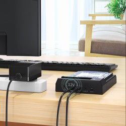 Dr. Phone-DrPhone DriveLink Pro - M.2 PCIe, SATA 2.5 Inch En 3.5 Inch Hard Drive Docking Station – USB 3.2 10 Gbps€ 59,95€ 49,55Harde Schijf Behuizing