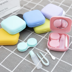 Dr. Phone-DrPhone ClearView Organizer - Contactlenzen Opbergdoosje – Ingebouwde Spiegel – Lenzenzuignap – Lenzenvloeistof Flesje - Geel€ 9,95€ 8,22Home