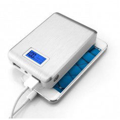Dr. Phone-100% 10400 mAh Powerbank met LED - Indicatie + LED Lamp Luxurious Silver€ 24,95€ 20,62Powerbanks / Accu's