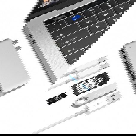 Dr. Phone-6 in 1 Aluminium Pro Hub Adapter (2x USB 3.0, 1x thunderbolt 3 , 1x USB-C, 2x USB 3.0, SD 1x Micro SD Kaartlezer)€ 34,95€ 28,88Switch / Splitter
